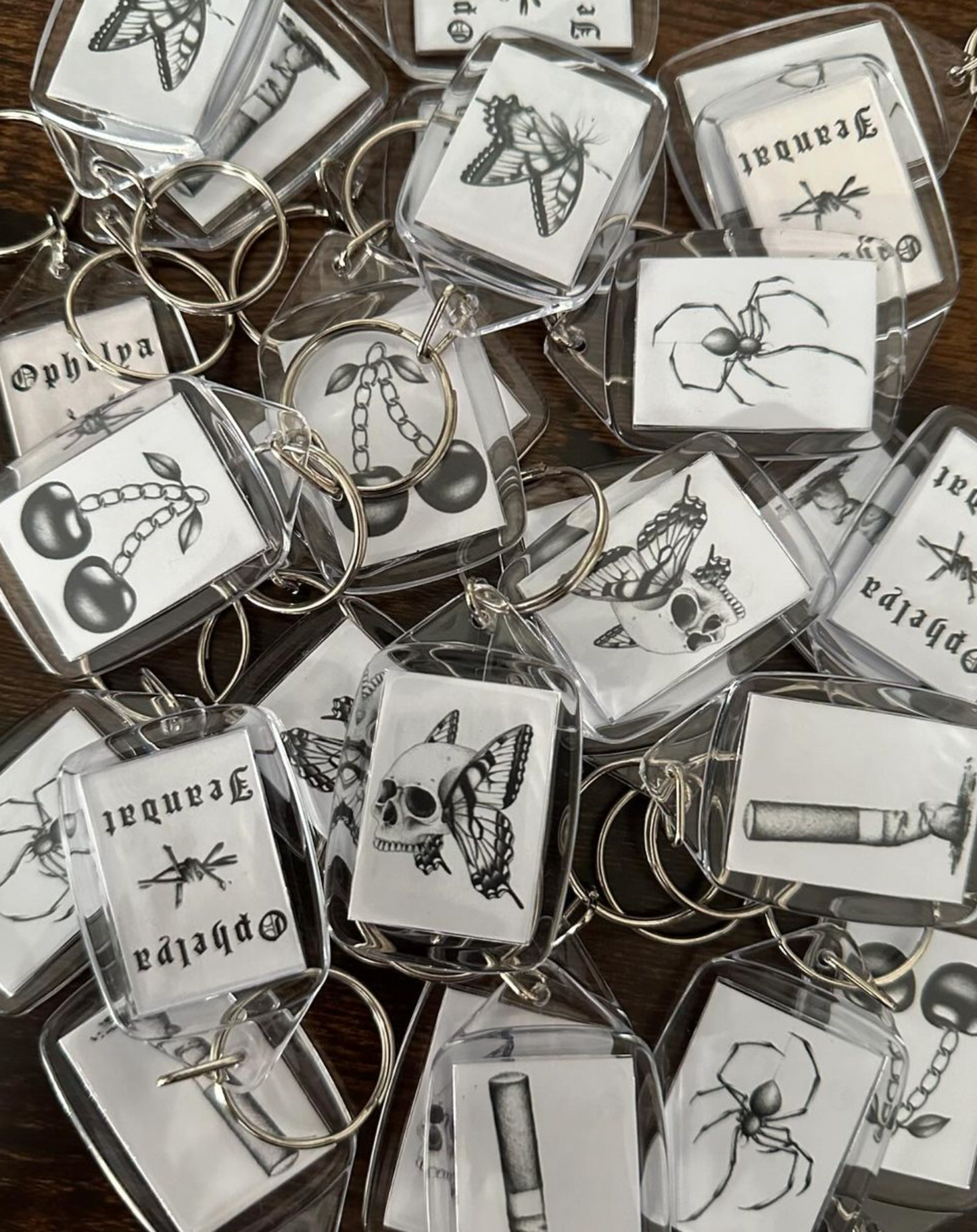 Key Rings - @Ophelyajeandat